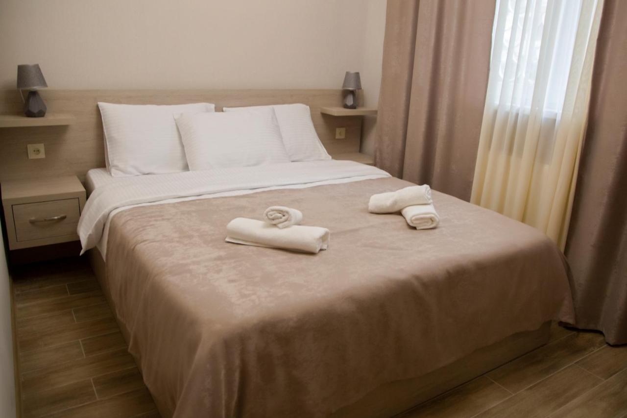 Family Hotel Triston Tbilisi ภายนอก รูปภาพ